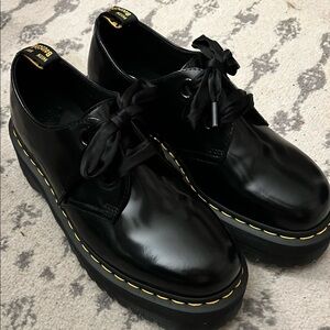 Black platform Doc Marten Oxford. Women’s size 11.